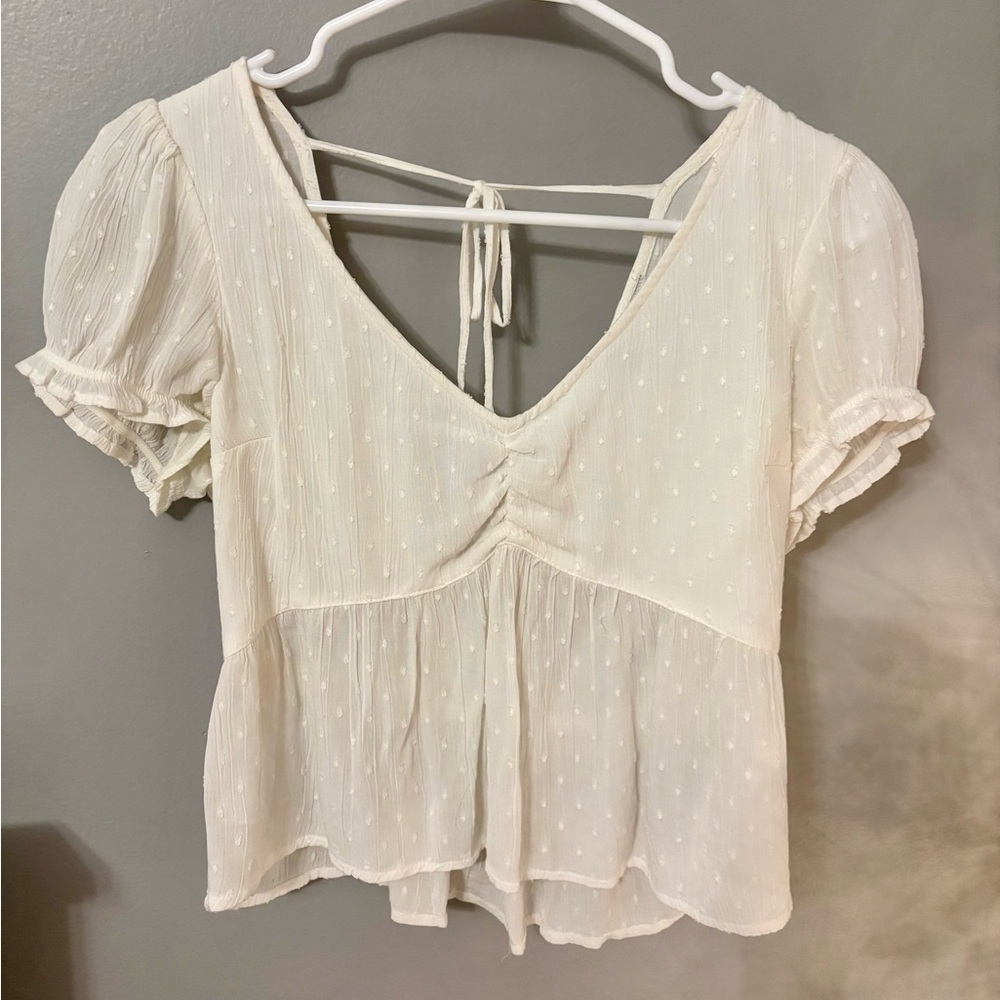 White peplum embroidered hollister top
